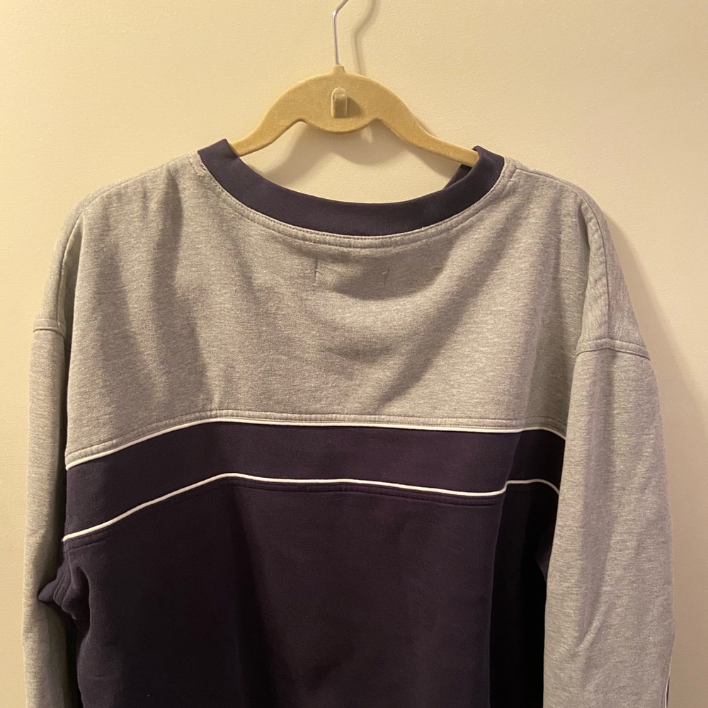 oversized pull over - Picture 3 of 3